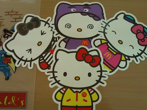 McDonaldland X Hello Kitty 系列 公仔