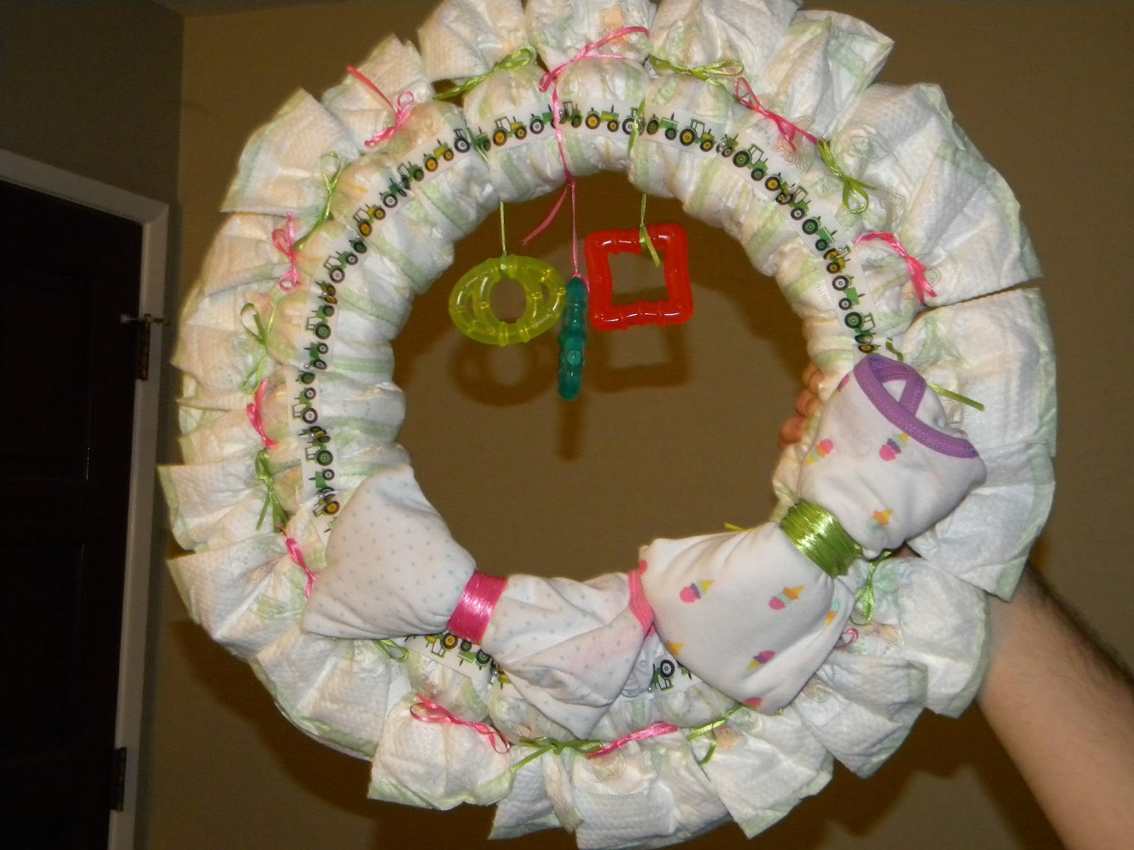 Squishy's Mama How to Make a Diaper Wreath/I'm Back
