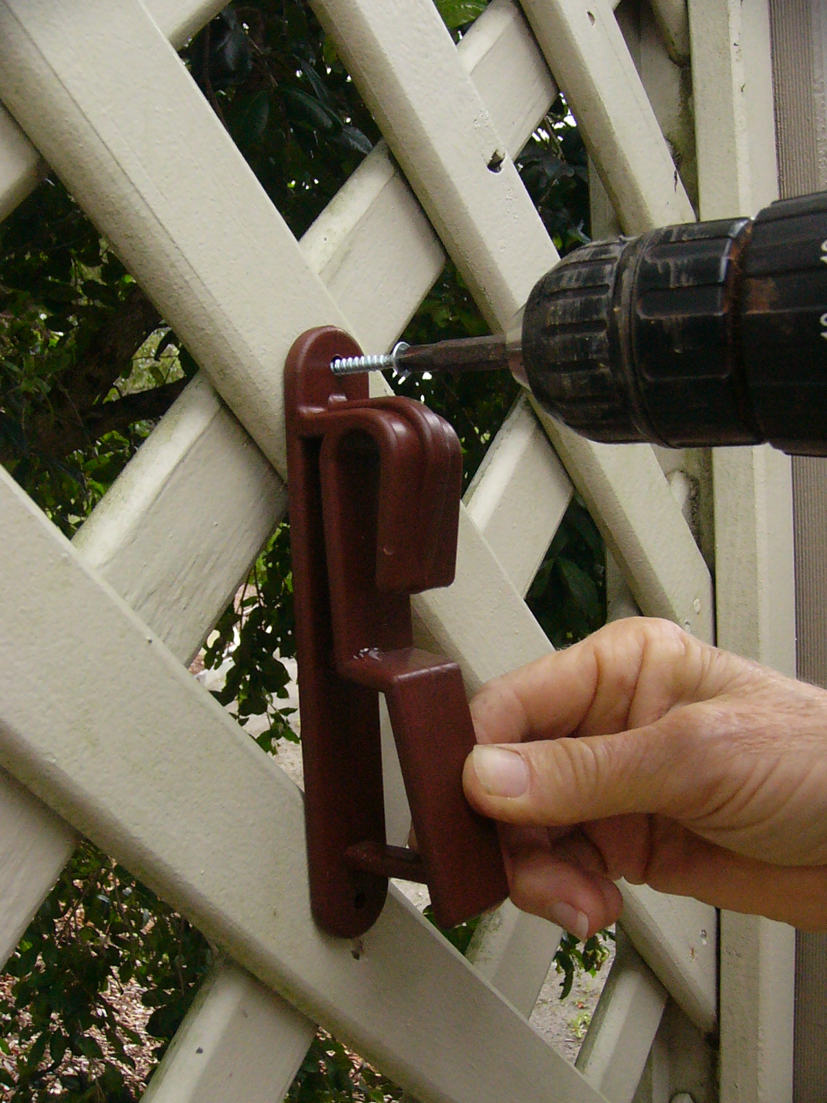 Vertical garden hangers Pot Clips