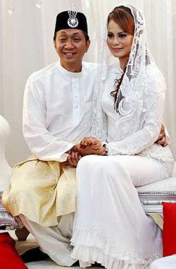 Gambar Perkahwinan Rebecca Nur Al-Islam