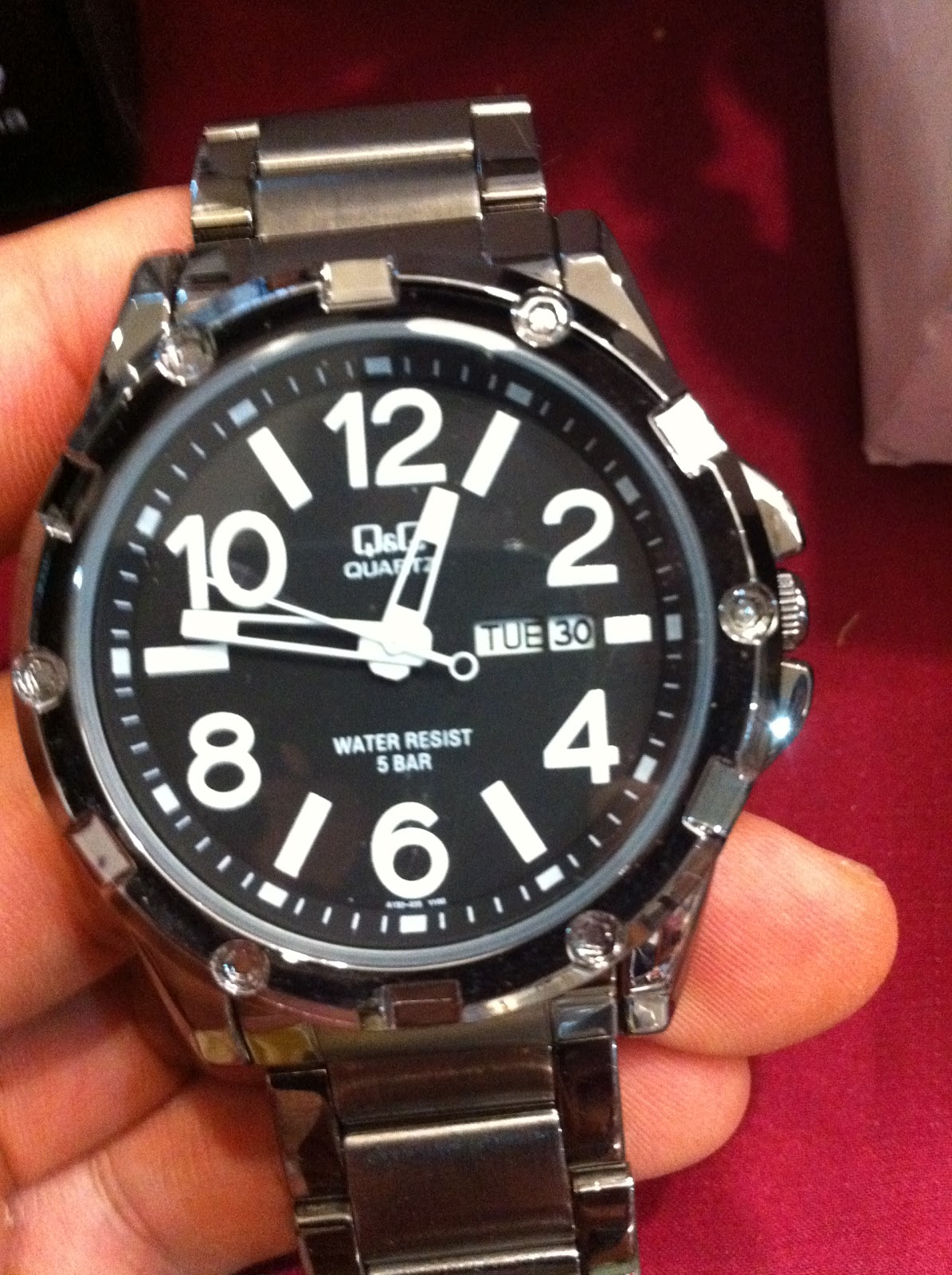 Siok2u Original Q & Q watch