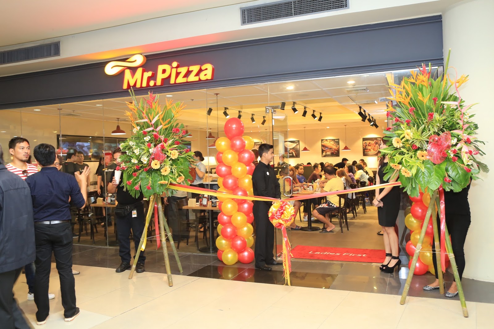 Lemon GreenTea MR PIZZA OPENS SECOND BRANCH AT ROB PLACE MANILA