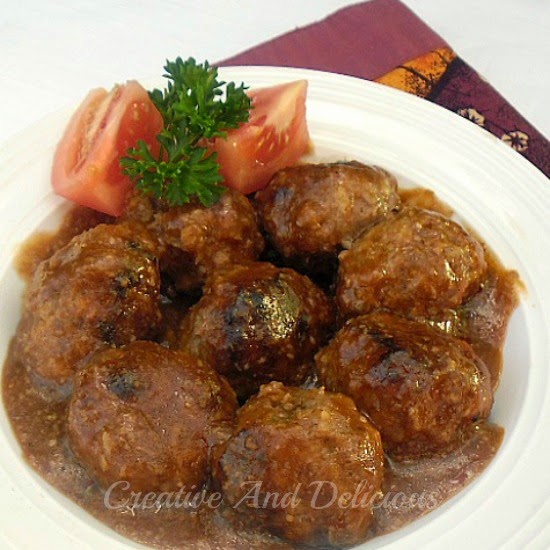 LowFat Tarragon Meatballs in Mushroom Sauce