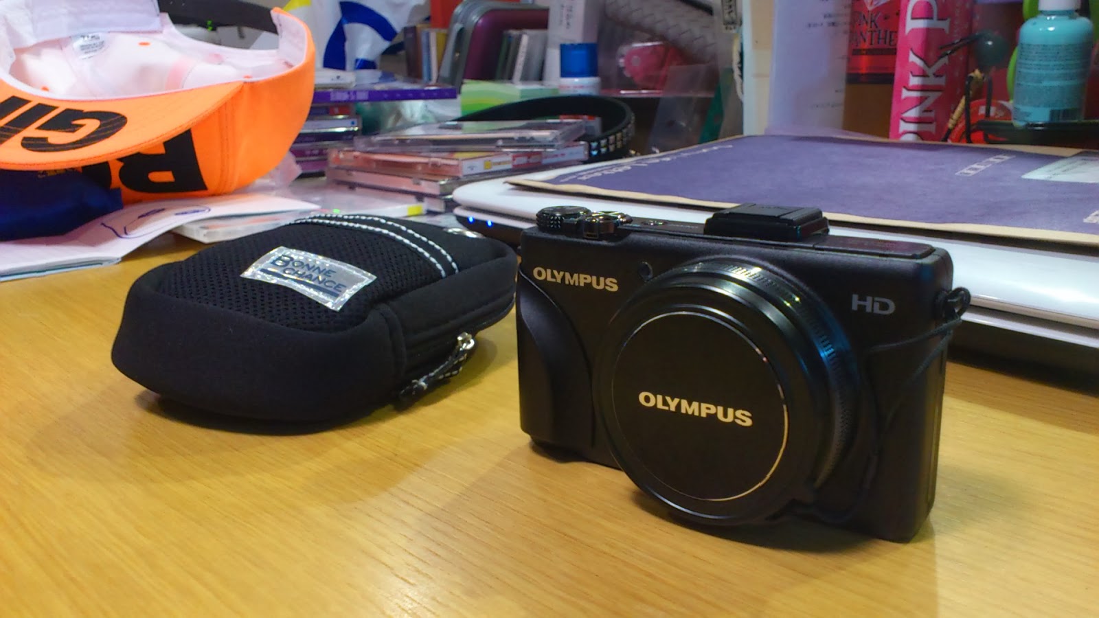 Buzz Station OLYMPUS XZ1