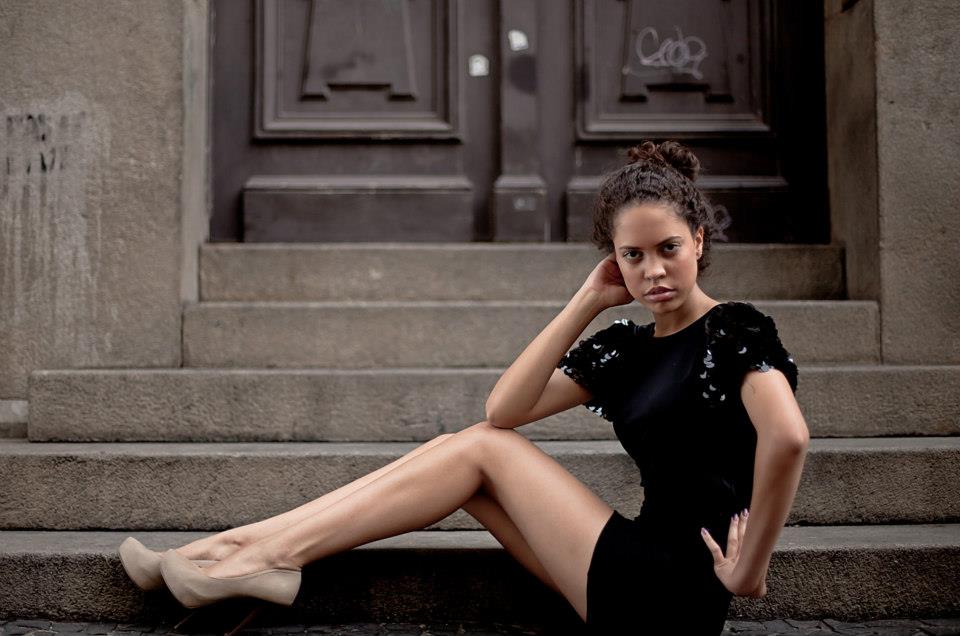 Joy Rabelo Management Model Nathalia Queiroz Na China para sua