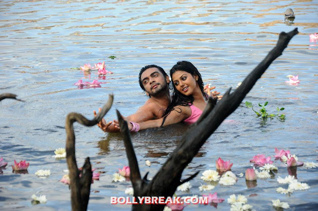 Shraddha Das and Monal Gajjar's Punnami Ratri Movie Hot Stills