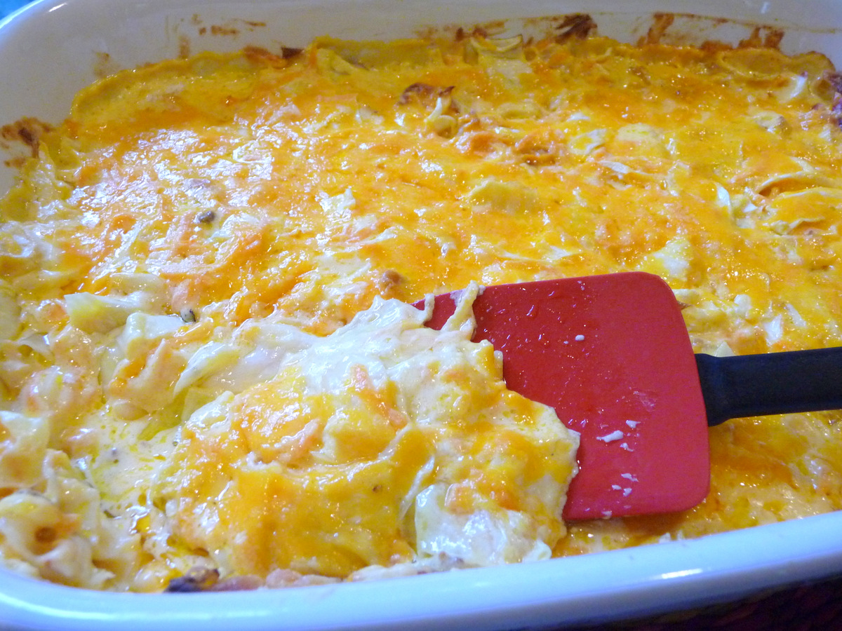SPLENDID LOWCARBING BY JENNIFER ELOFF CREAMY CHEDDAR CABBAGE AND BACON CASSEROLE