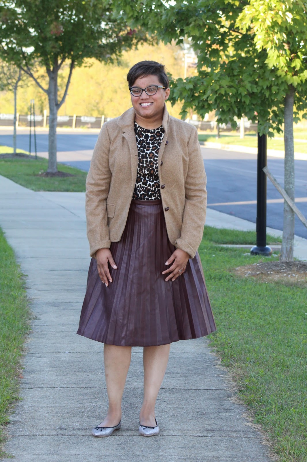 J Crew Faux Leather Pleated Skirt reviewed by top Kentucky fashion blogger, Really Rynetta