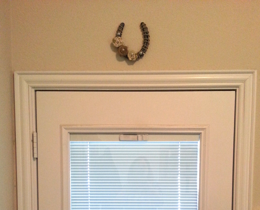 Connoisseur of Creativity Make a 'good luck' horse shoe to hang above