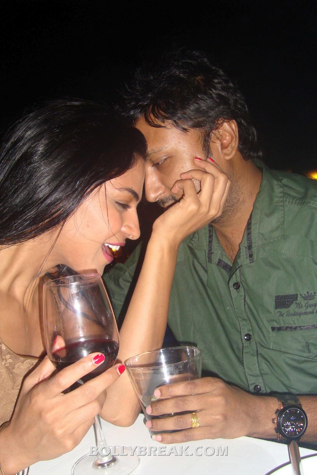  Veena Malik Hemant Madhukar  -  Veena Malik Hemant Madhukar Leaked Private Pics