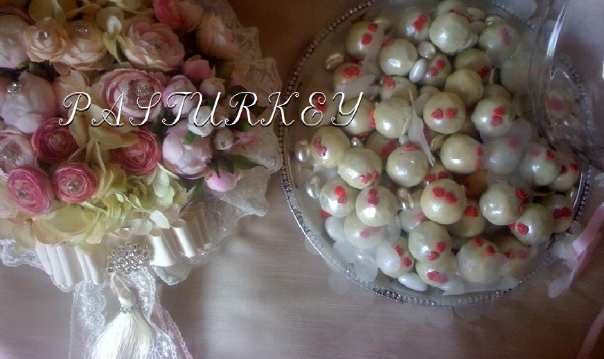 PASTURKEY BUTİK TASARIM SÖZ ÇİKOLATA VE İTHAL ÇİÇEK ÇANAĞI