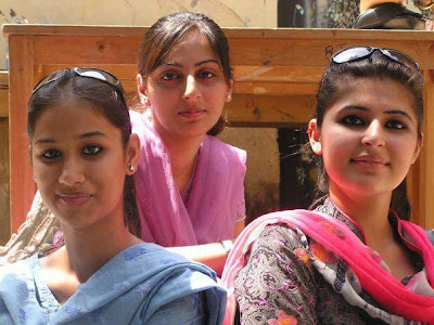 Pakistani Beautiful University Girls
