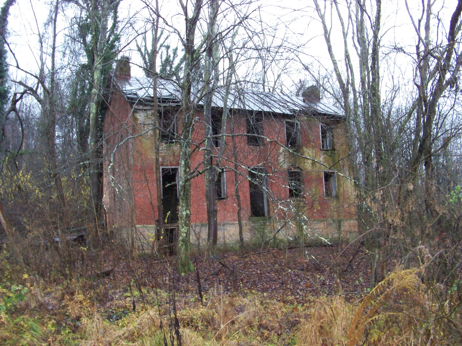 SWPA Rural Exploration Abandoned Crago House, Carmichaels, PA