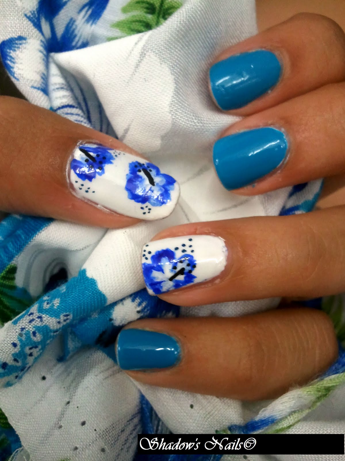 Shadow's Nail art: Hibiscus Nail art