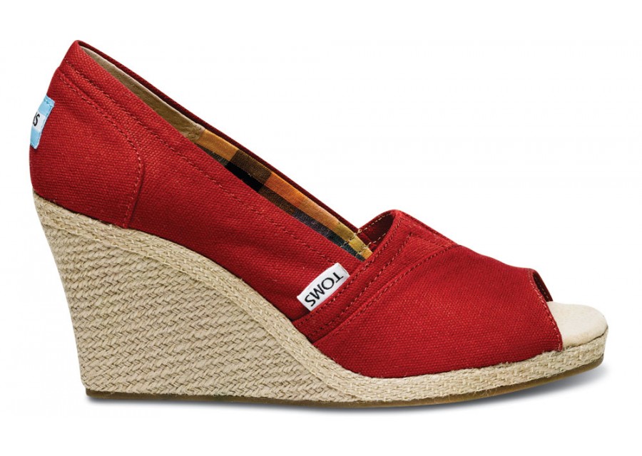 Red-Canvas-Wedges-S-SP11.jpg