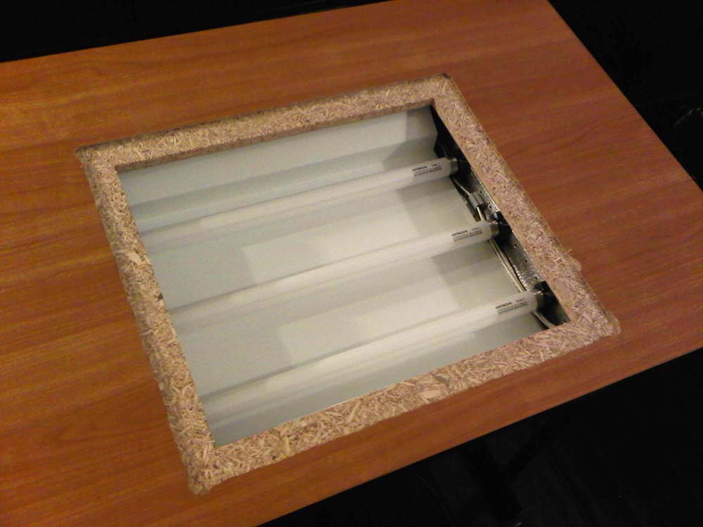 Convert Your Desk To A Light Table
