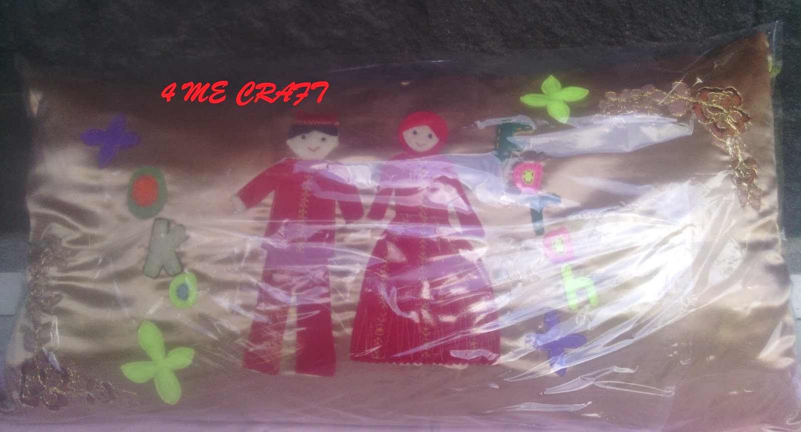 Jual Bantal Wisuda jual wall sticker yogyakarta stiker dinding murah Jual Bantal Wisuda jual wall sticker yogyakarta stiker dinding murah