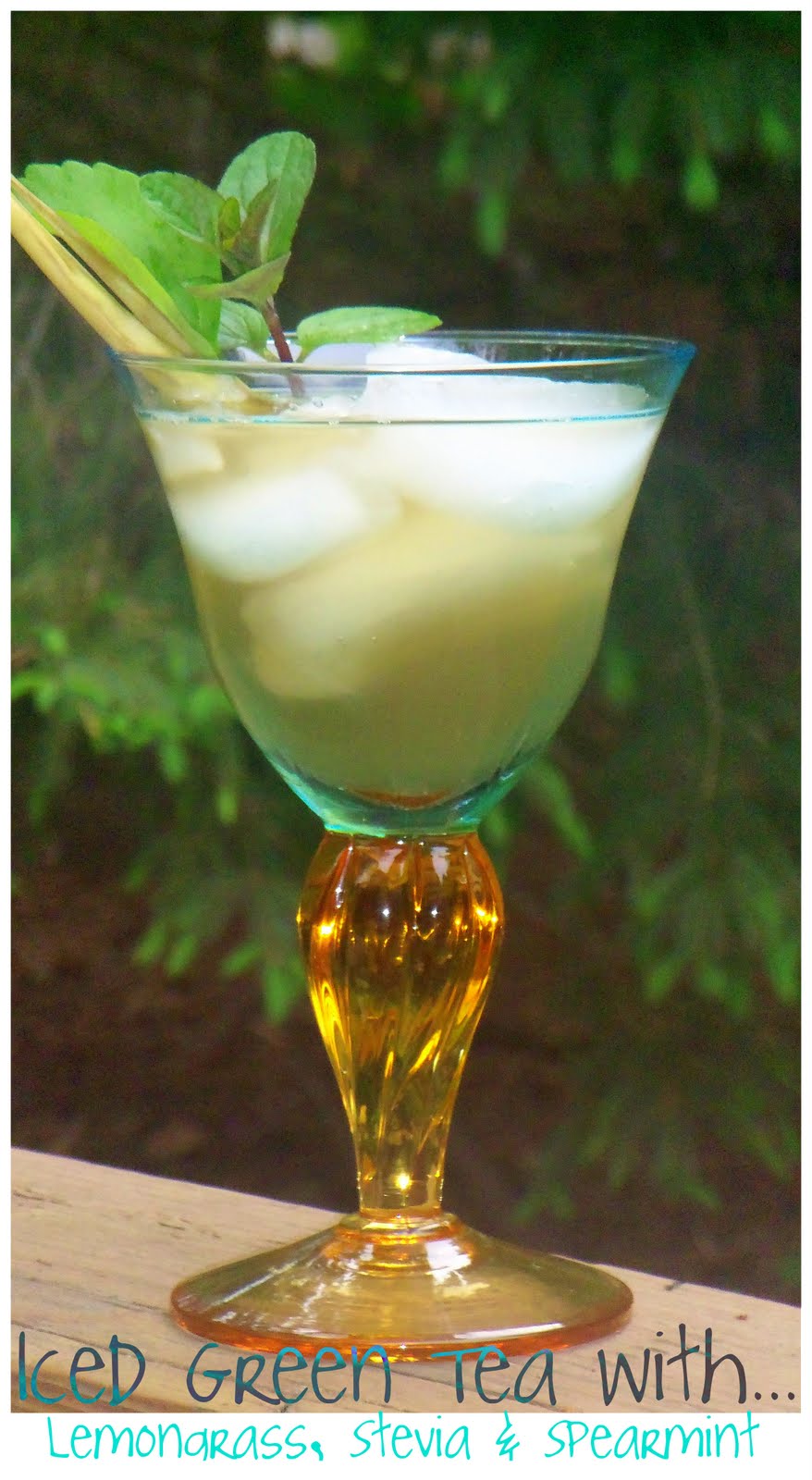 As Easy As Salt and Pepper Iced Green Tea with Lemongrass, Stevia and Mint