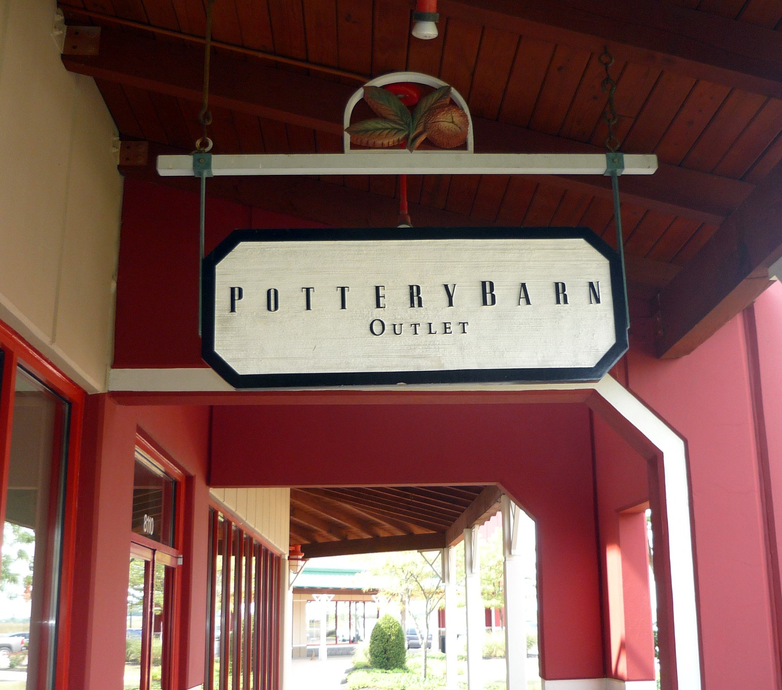 What's at the POTTERY BARN OUTLET?? Shop with Me and Find Out What Kind of  Deals 