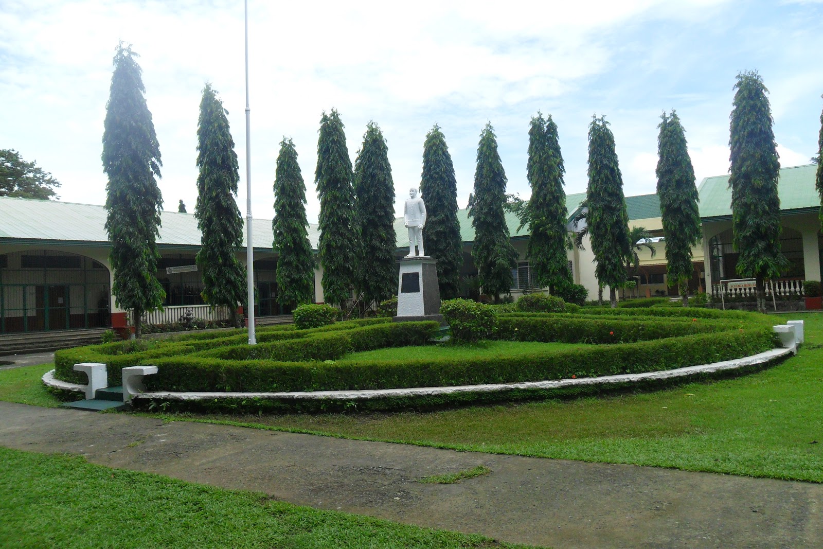 Dince's Chronicles CAVITE STATE UNIVERSITY MAIN CAMPUS