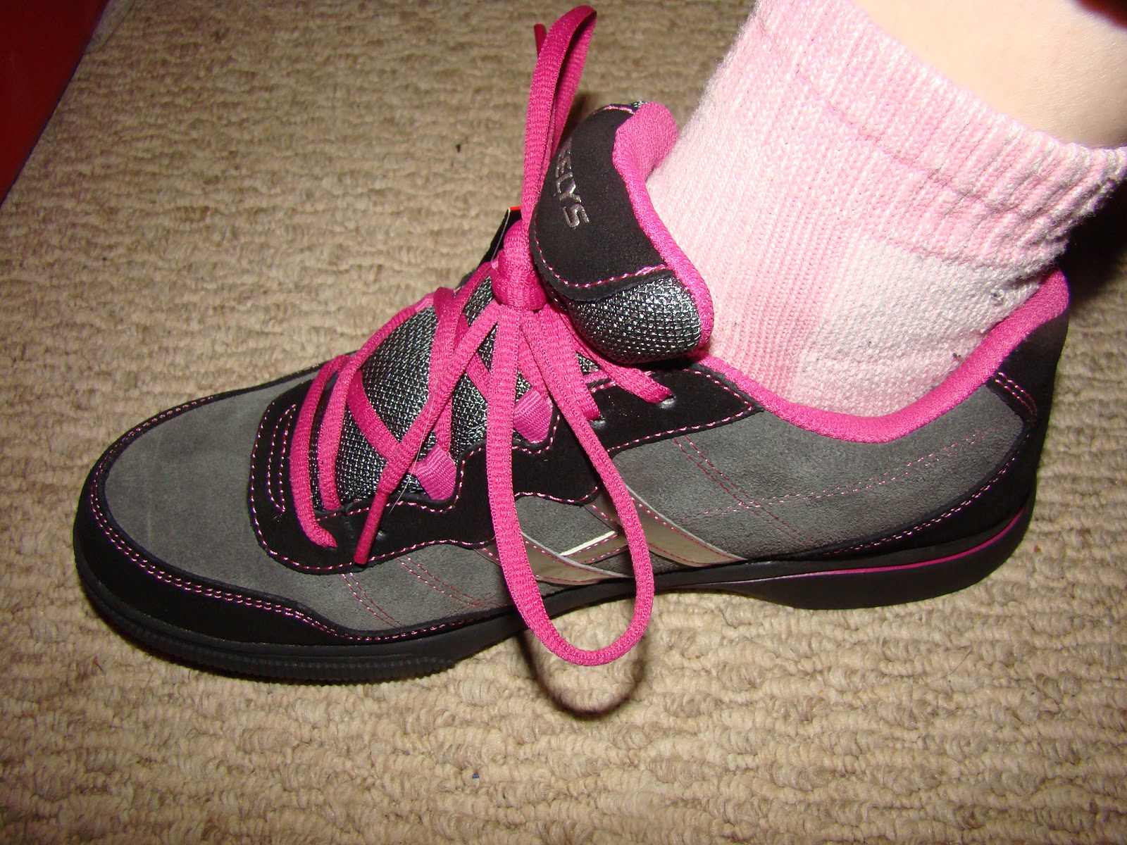 Hope's Cafe Heelys Skate Shoes Are Fun!