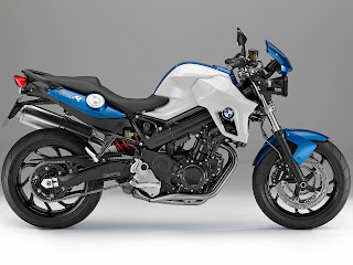 View large 1600 x 1200 pixels Gambar Motor 2013 BMW F800R - 2