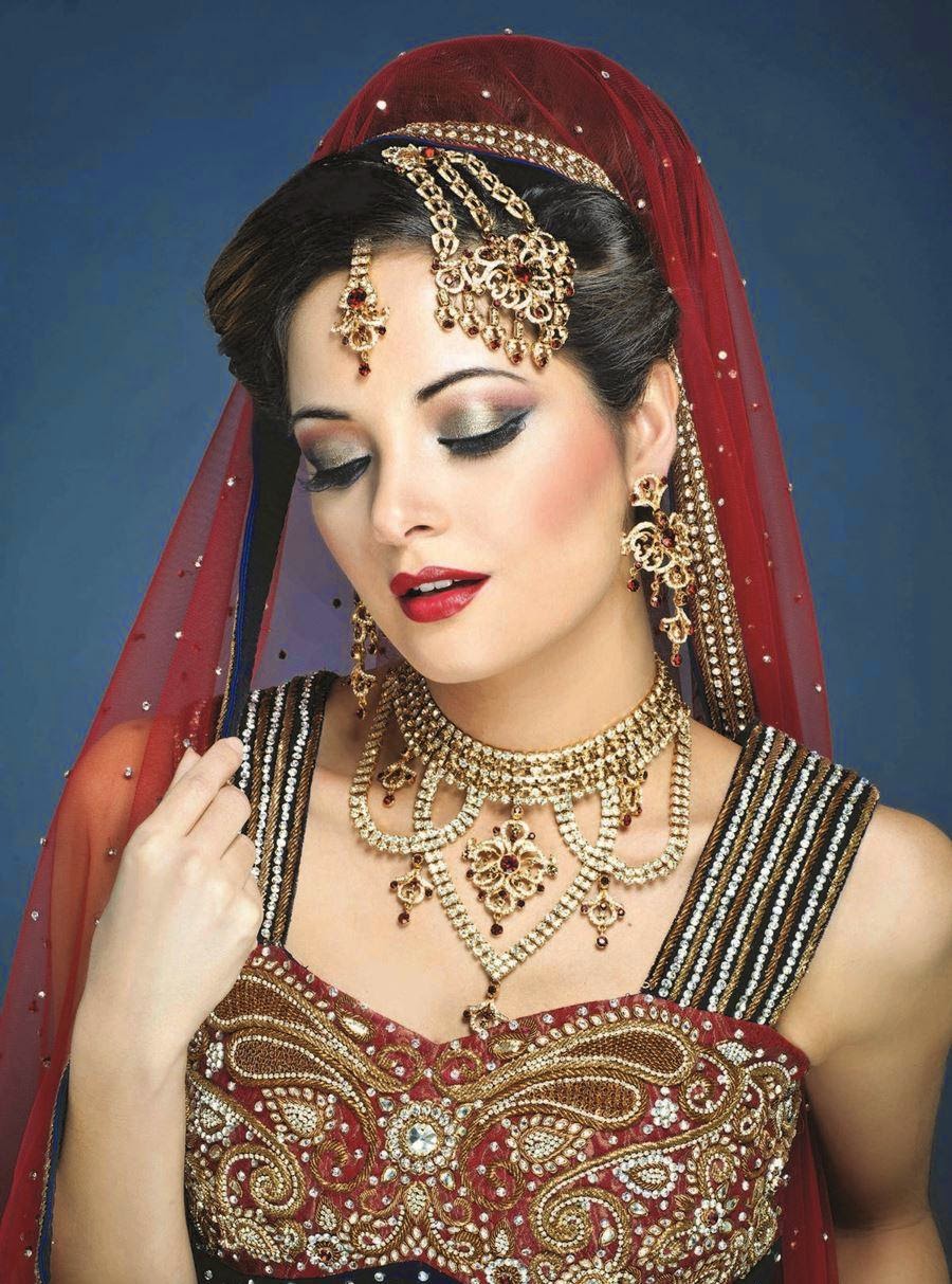 Beautiful And Pretty Bridal Makeup, Desi Indian Bride ...