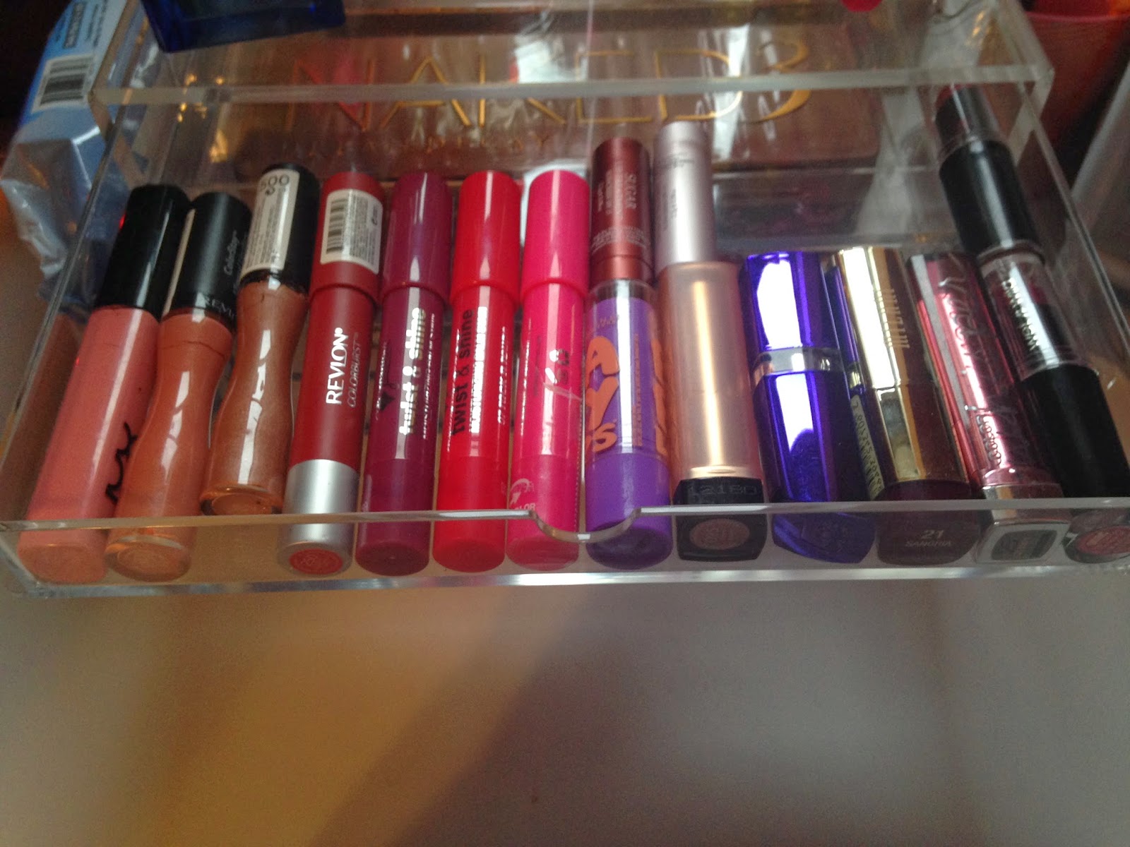 Lipstick. Coffee Beans. & Chevron My "Everyday" Makeup Organization