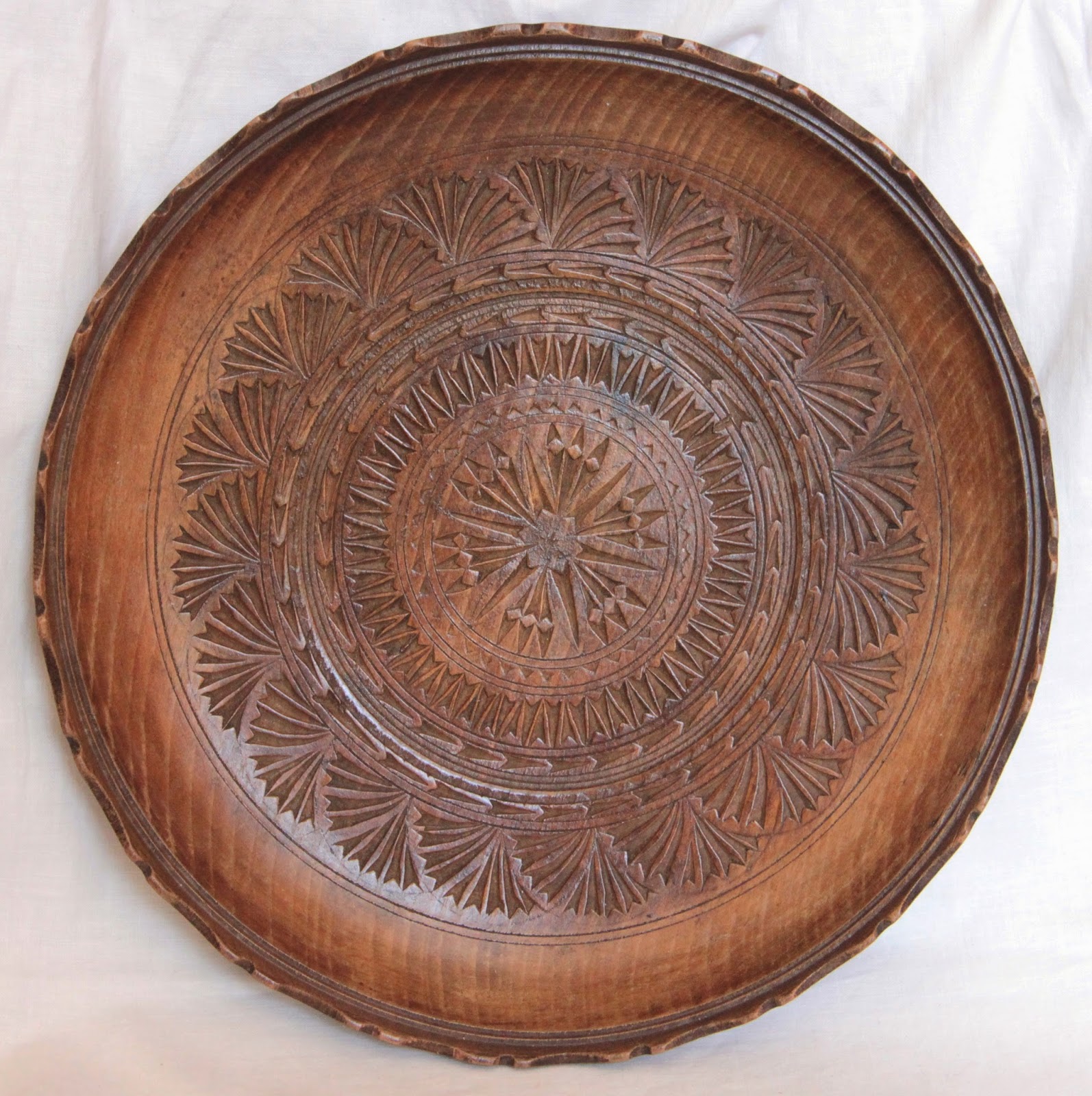 Curio Gifts Large Carved Wooden Shallow Bowl