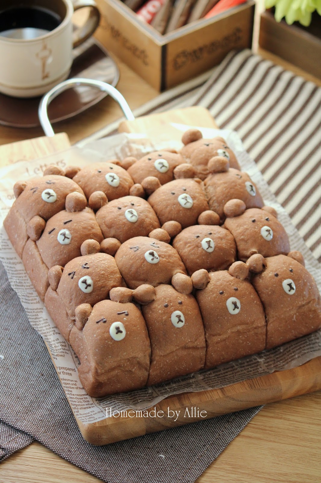 Missta's Kitchen: 可愛小熊格仔麵包 Kawaii Teddy Bear Tearing Bread