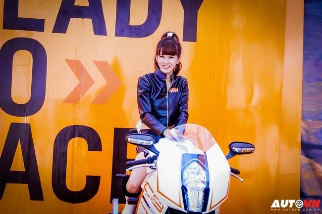 Người đẹp tại Vietnam Motorbike Festival 2014