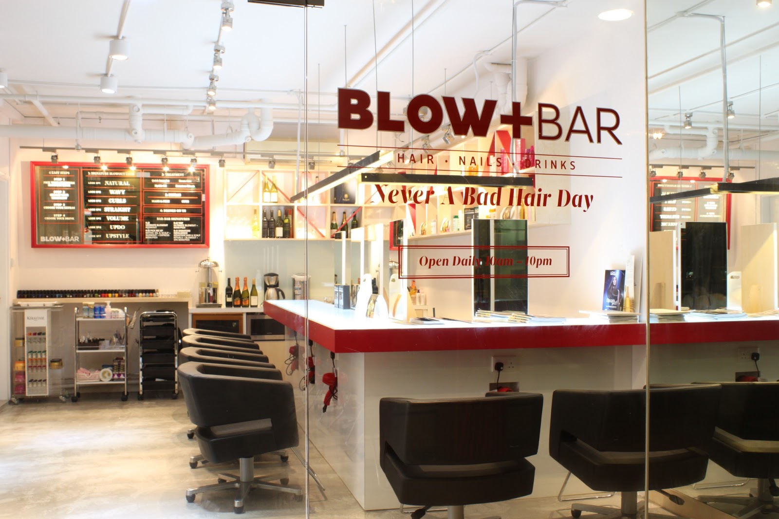 gastronommy.com: Blow+Bar = Glam hair + wine