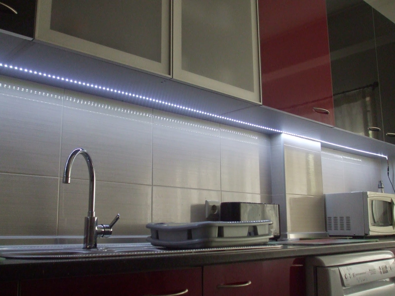 Fita De Led 5050 5 Metros Branca Azul Amarelo Verde Vermelho R 46,90