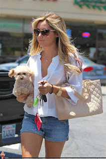 Ashley Tisdale 2012