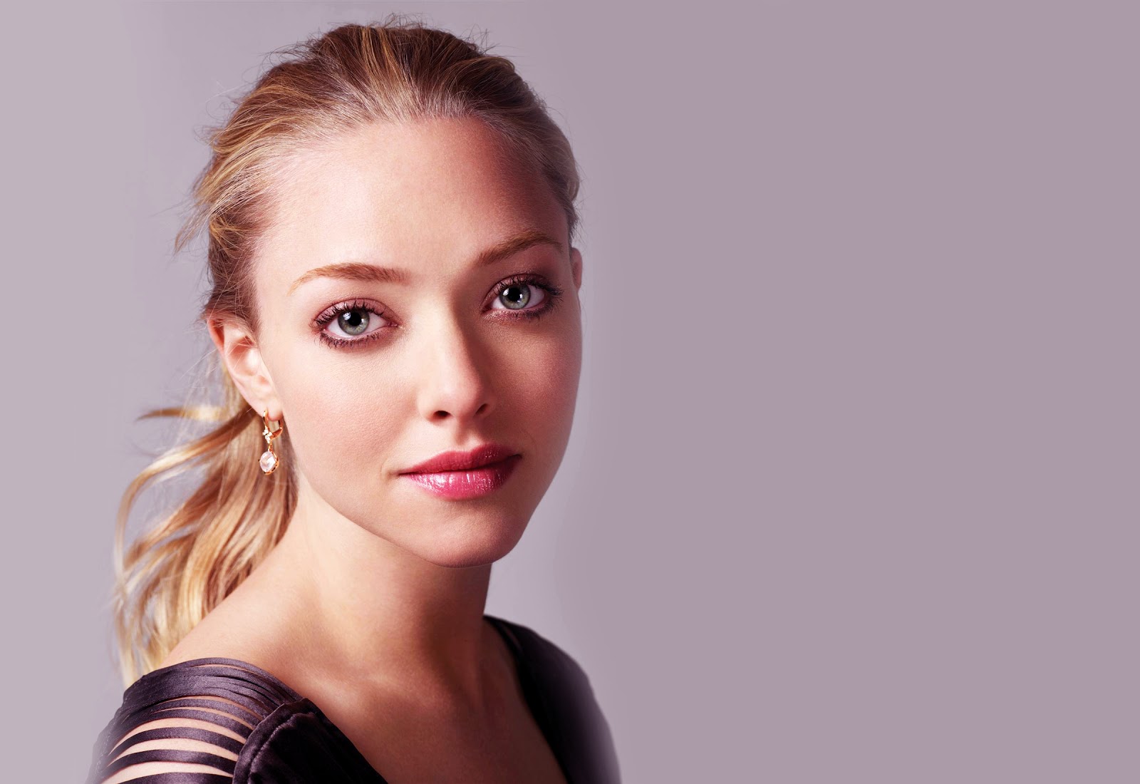 http://3.bp.blogspot.com/-KVmHDeZHgx0/UMT0ct8OYyI/AAAAAAAAOhY/OT6UaLnEuIc/s1600/amanda+seyfried+(4).jpg