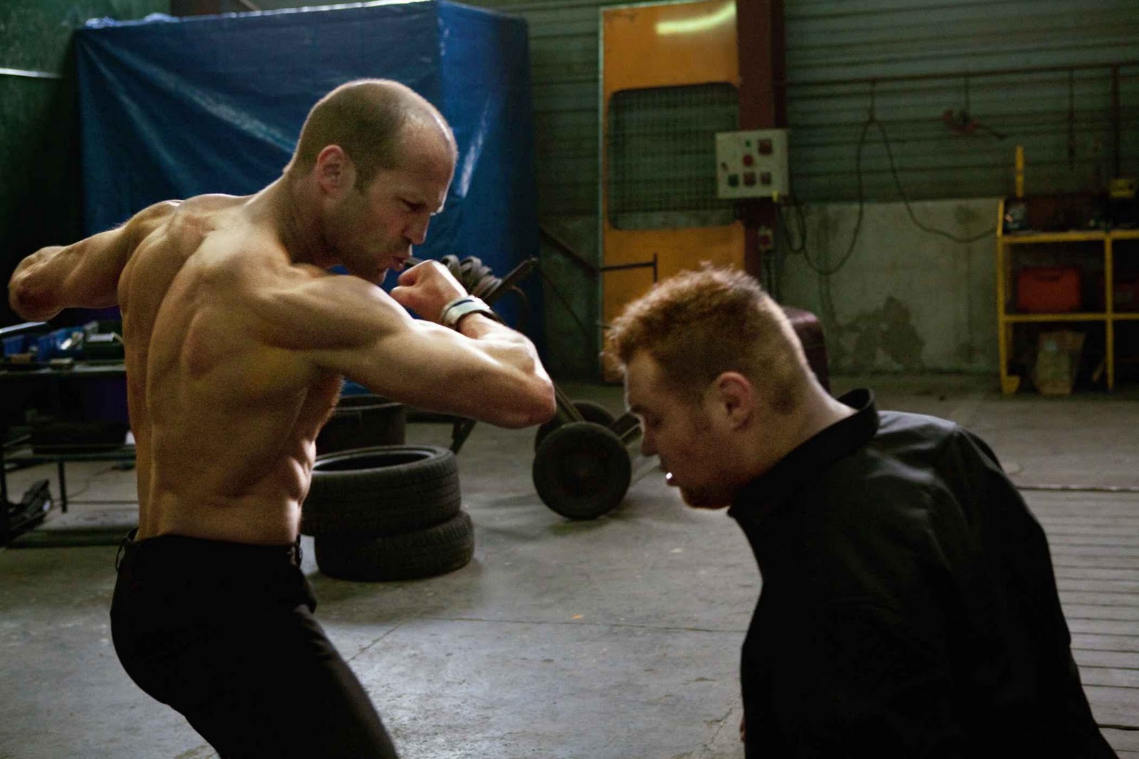 http://3.bp.blogspot.com/-KWd6z6iWbqw/TpL_oJj-6wI/AAAAAAAABG4/rQJp09reto0/s1600/jason+statham+shirtless+1.jpg