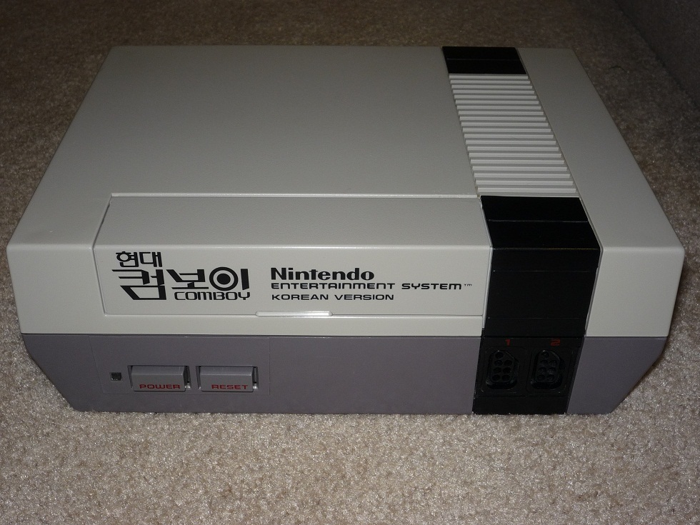 Las versiones de la NES NES+Comboy