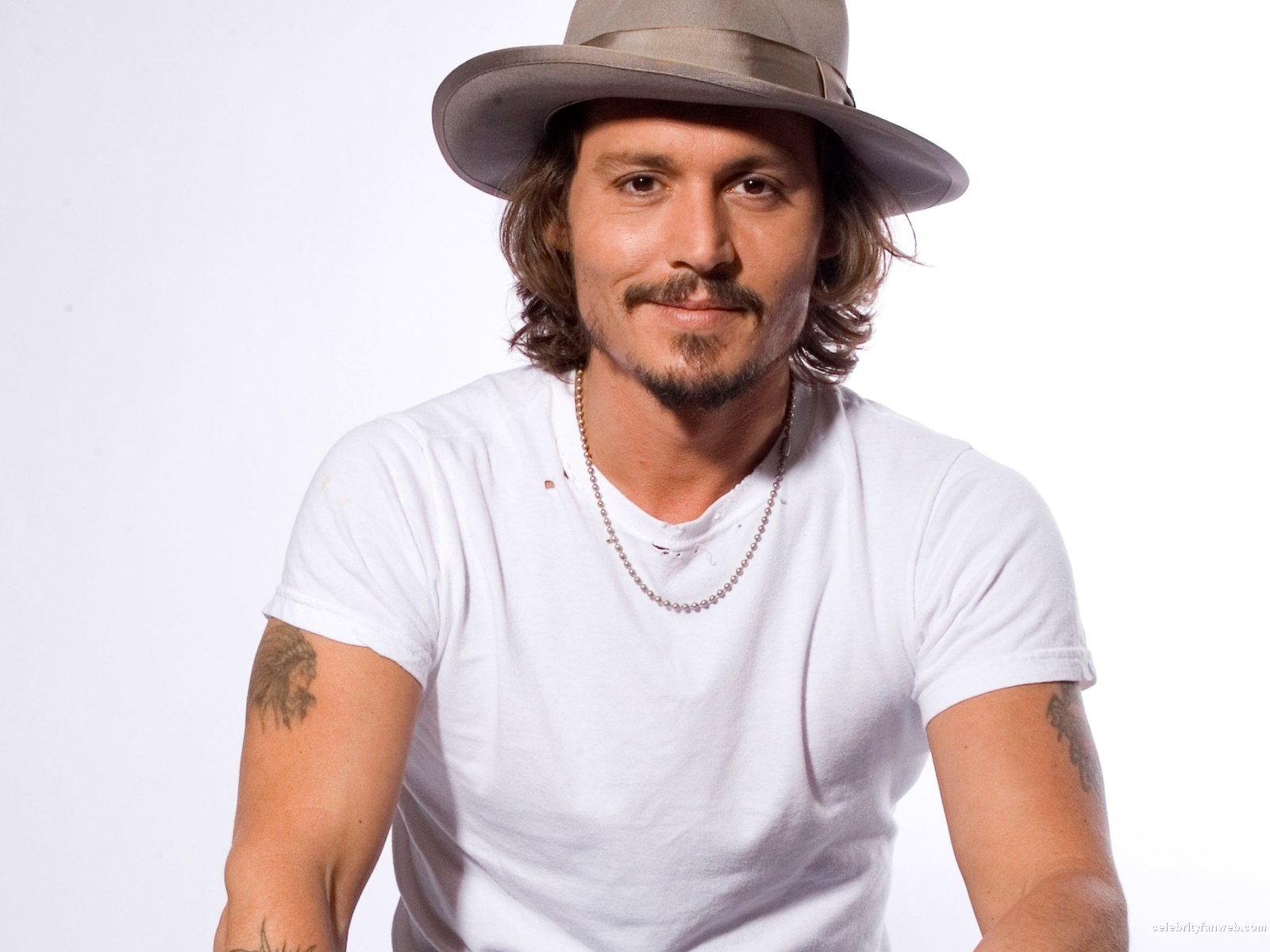http://3.bp.blogspot.com/-K_7HigzYFNM/UExbe_E_bGI/AAAAAAAADqw/lt0I1TLTl6o/s1600/Johnny+Depp+Wallpapers+-6.jpg