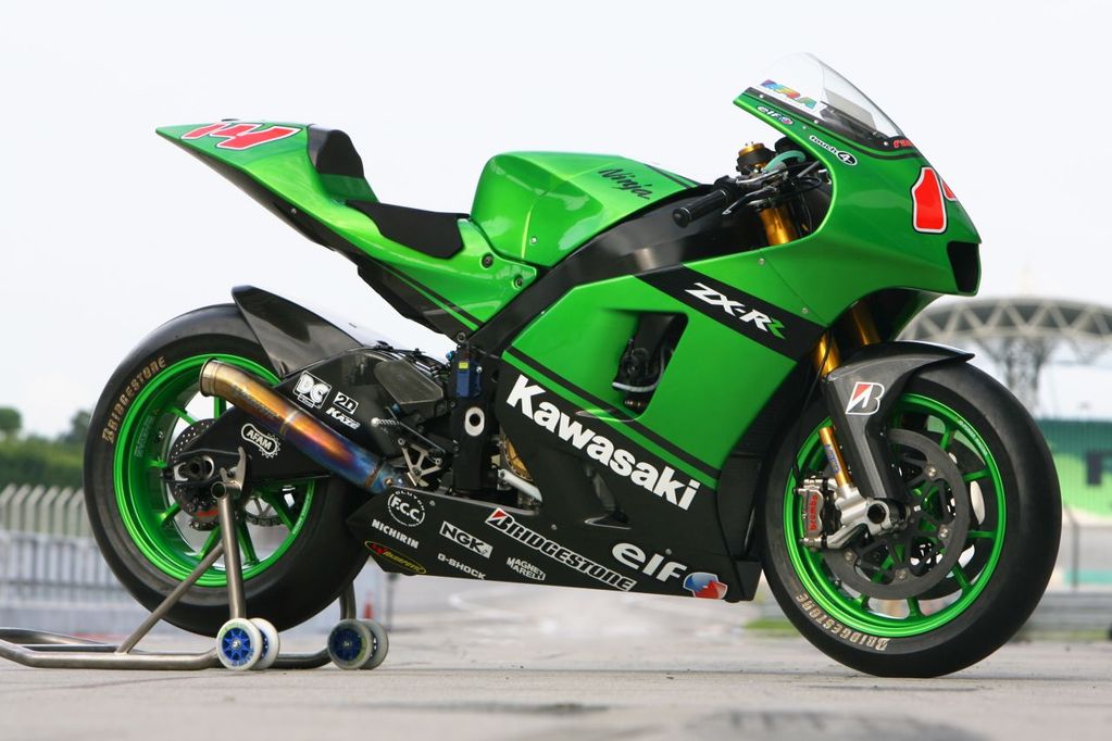 http://3.bp.blogspot.com/-K_B37zl0IQY/TsqeiUcv4mI/AAAAAAAAAMU/5CPkpLoESqY/s1600/Ninja+ZX-150+RR+by+cool+images786+%25285%2529.jpg