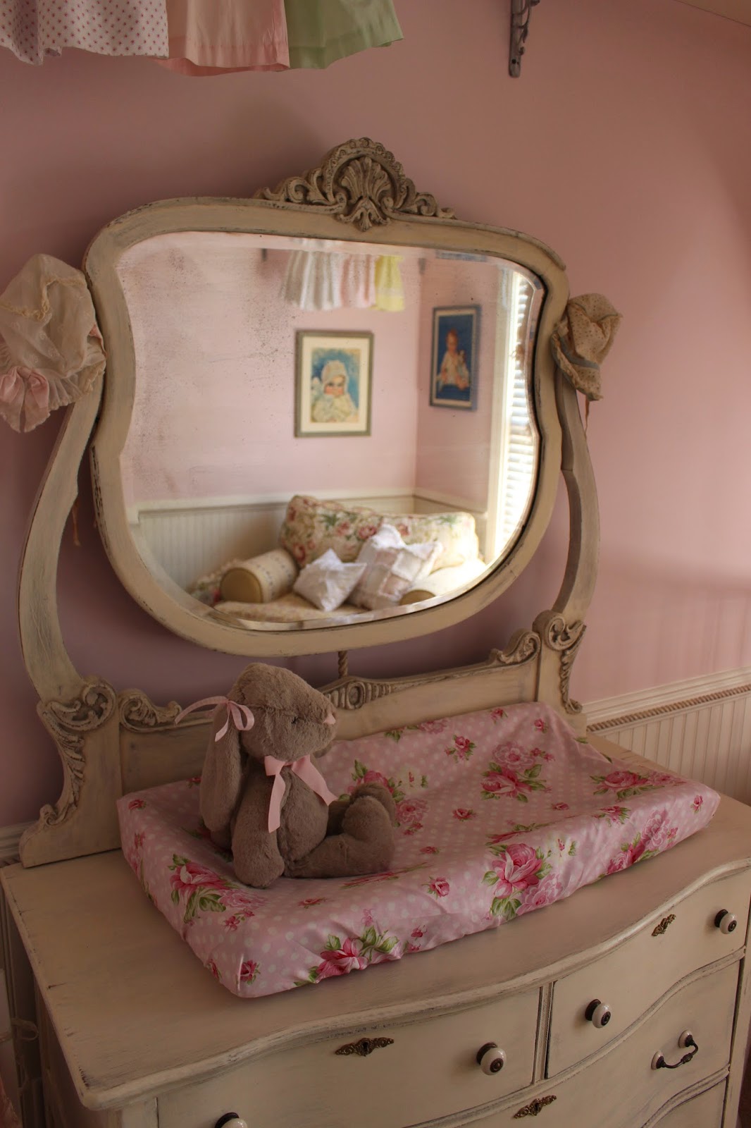 Harris Sisters GirlTalk An Old Fashioned Nursery for a Modern Day Princess