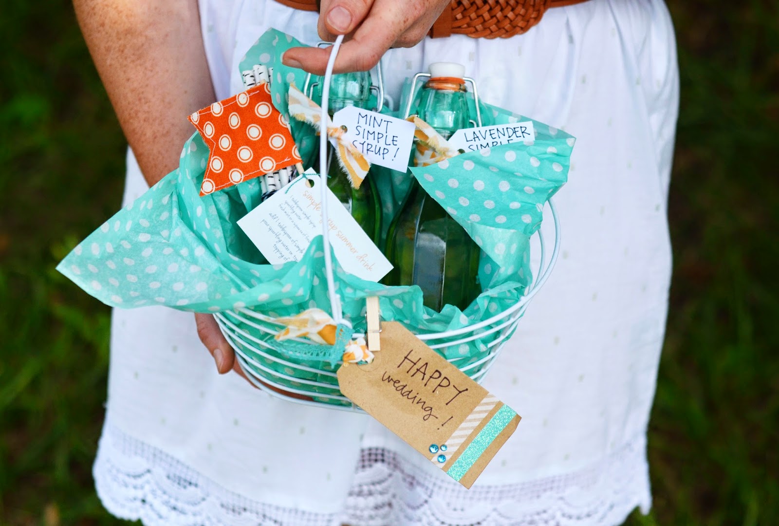natalie creates simple syrup gift basket under 10!