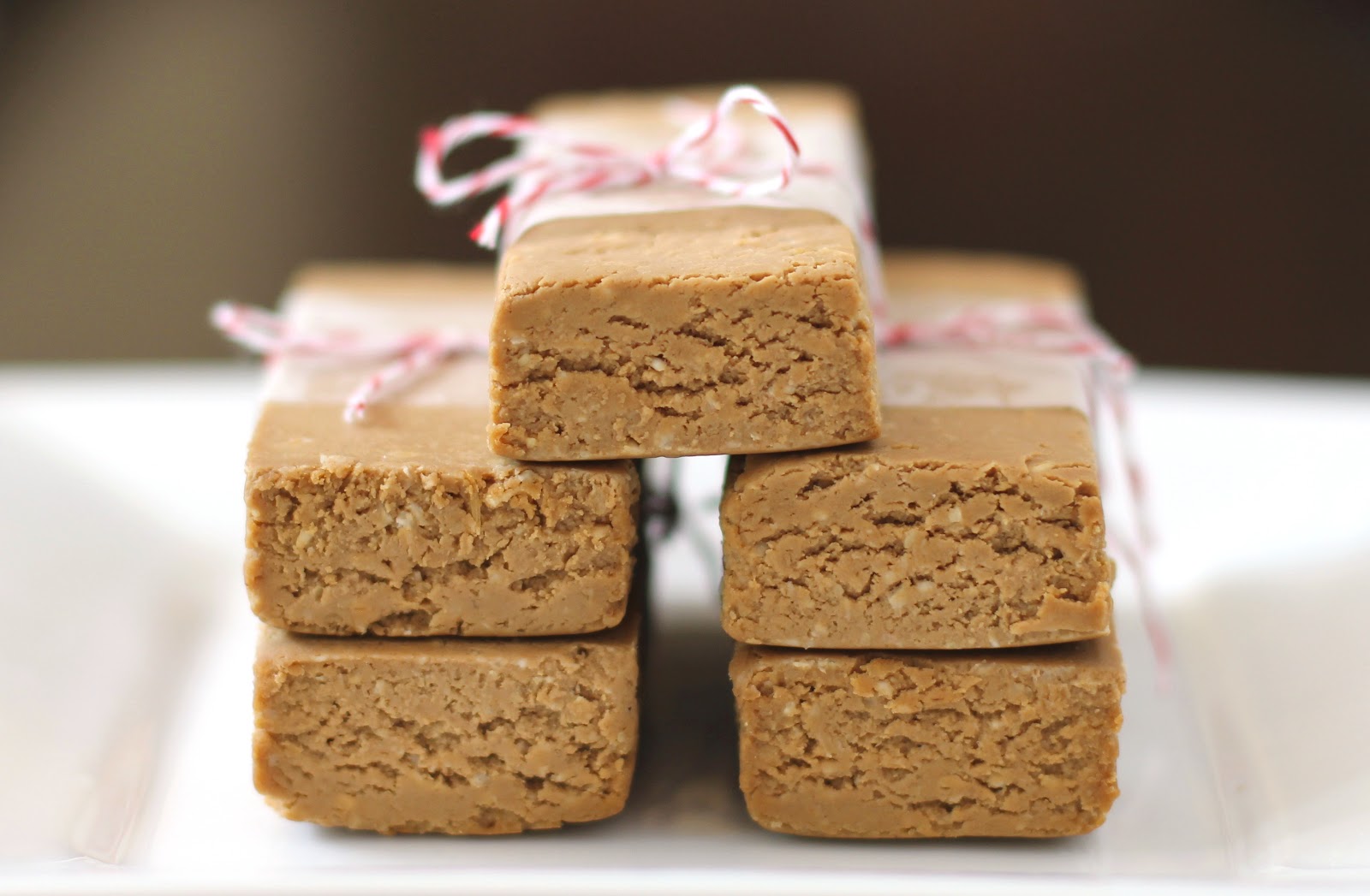 Healthy Homemade Peanut Butter Fudge Protein Bars