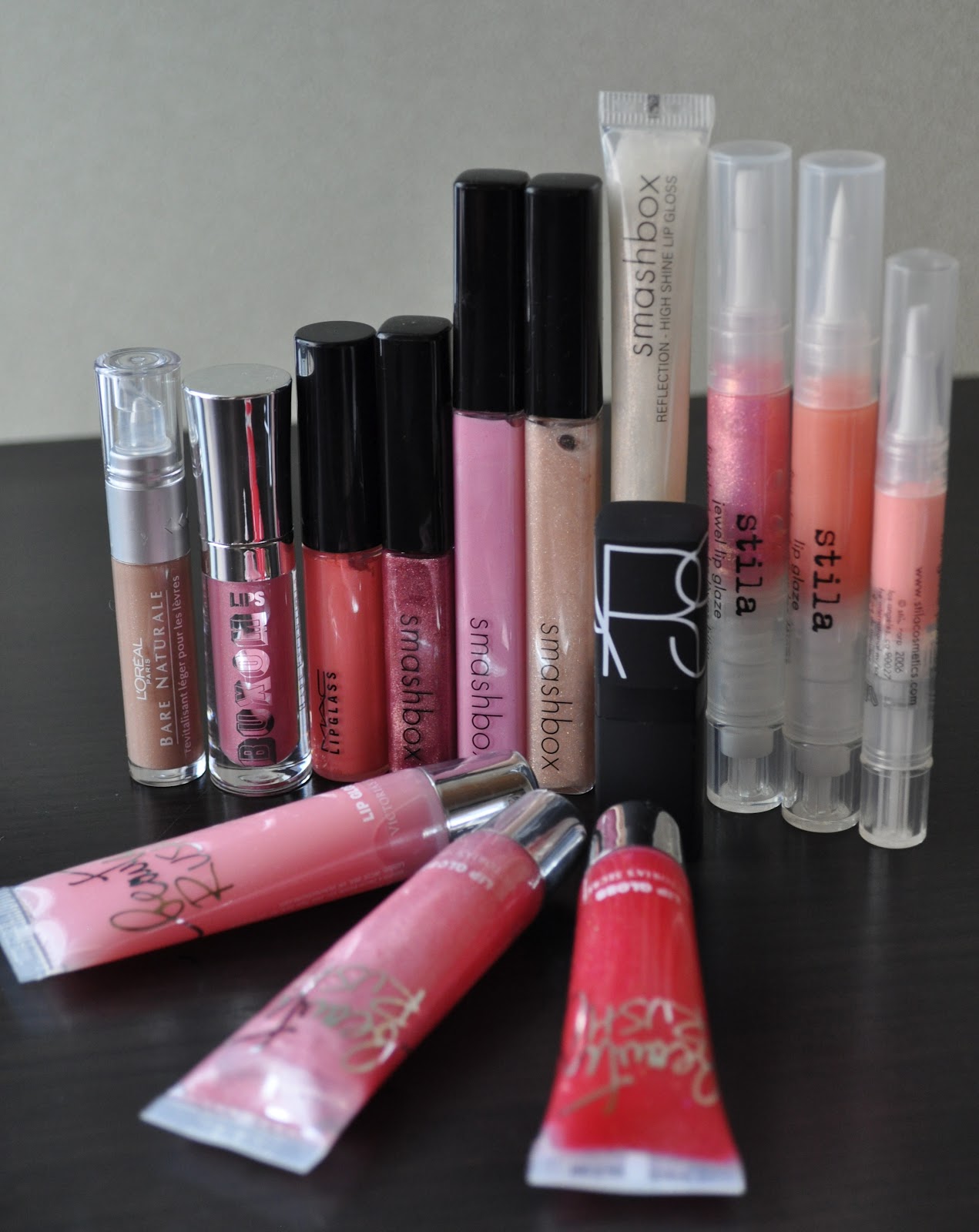 http://3.bp.blogspot.com/-KbiqB-__qiM/T97oVJ6raII/AAAAAAAACdw/Id5-UW2t_SA/s1600/second+giveaway.jpg