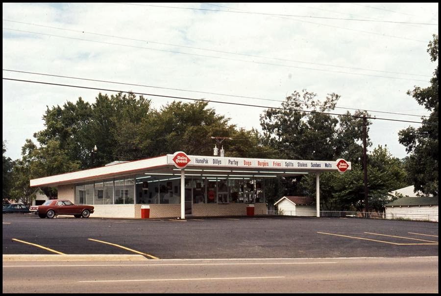 Mad for MidCentury Random Snaps of MidCentury Austin