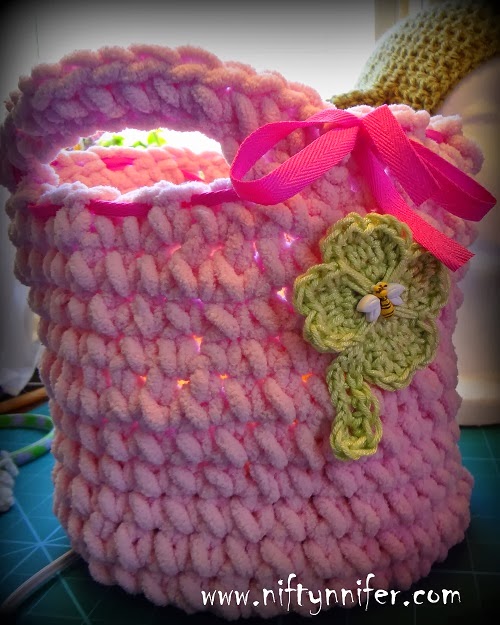 Niftynnifer's Crochet & Crafts Free Crochet Pattern Easter Basket Purse