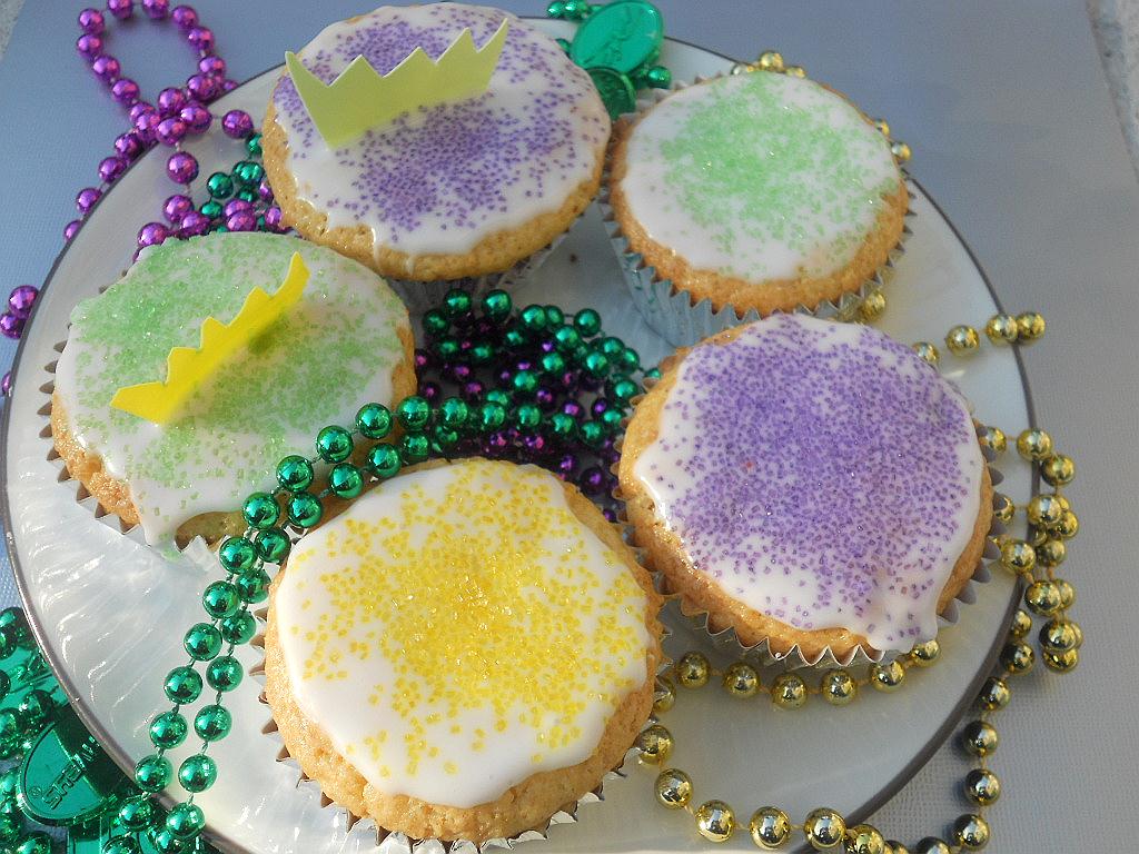 mardi gras cheese ball