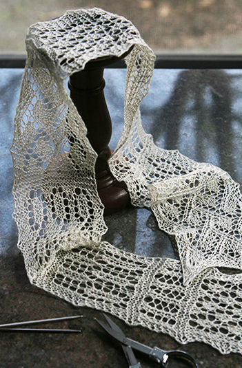 Miss Julias Patterns: Free Patterns - Lace Projects to Knit & Crochet