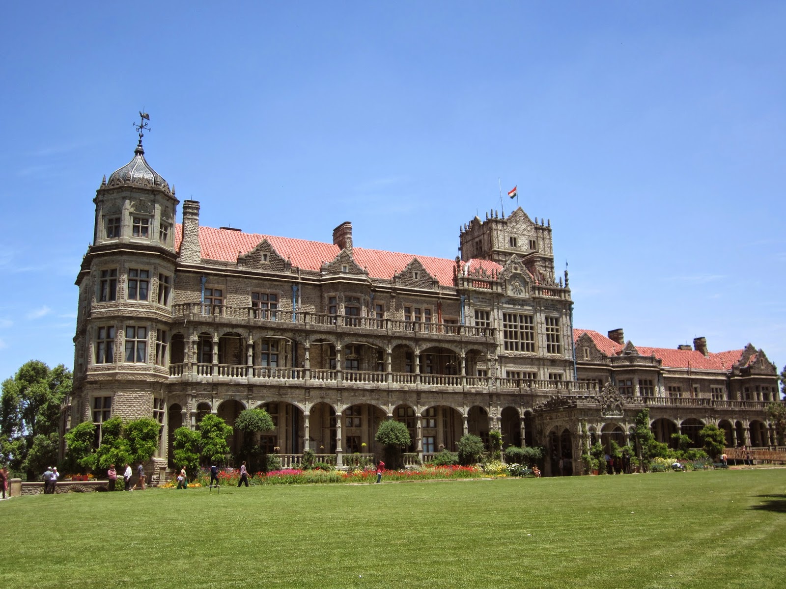 Indian Bites Up into the hills Visiting Shimla