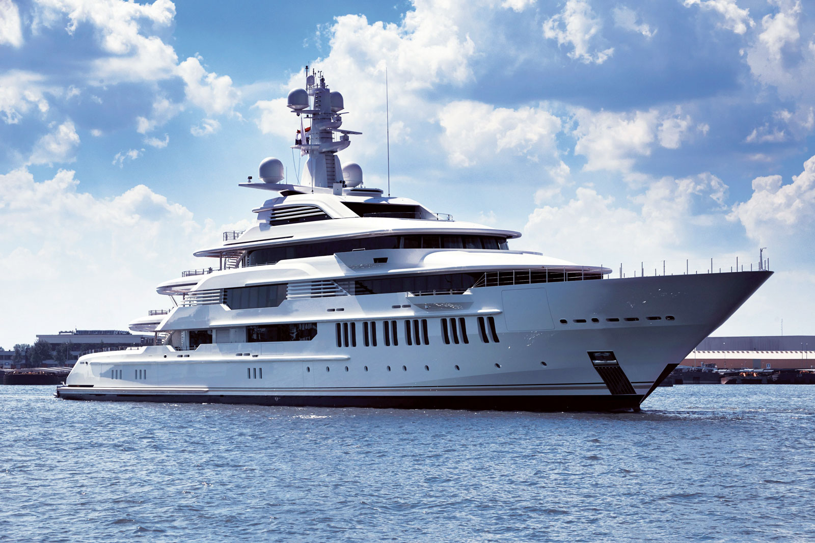 INFINITY SUPERYACHT PHOTOS Ship Tracker