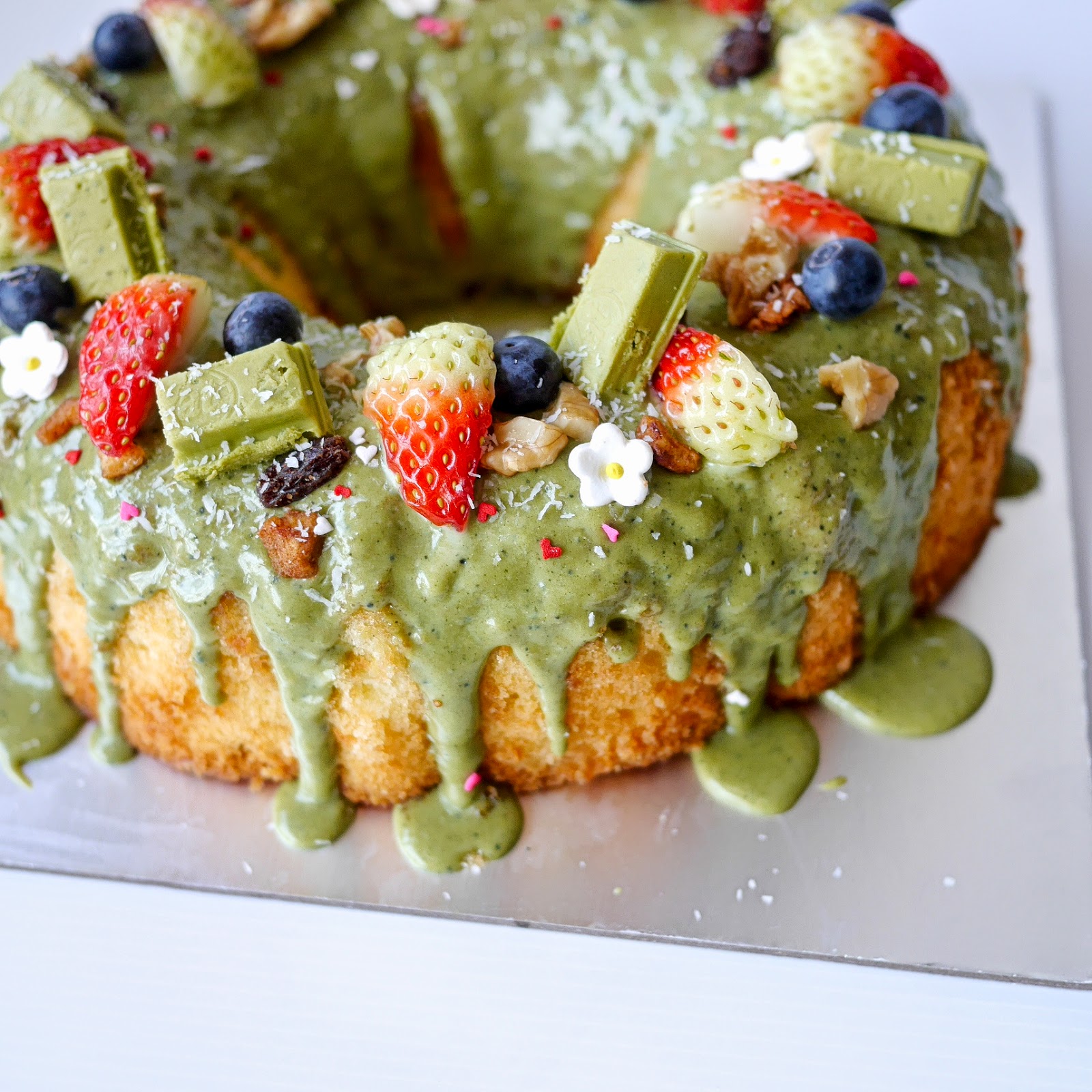 yellowfingers {Recipe} Lemon Yogurt Bundt Cake with Matcha White Chocolate Glaze